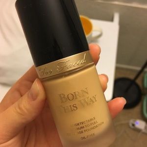 Too Faced Born This Way foundation